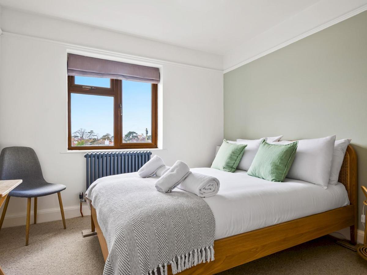 Pass The Keys Appletree Cottage - A Chic Seaside Home And Garden 위트스터블 외부 사진