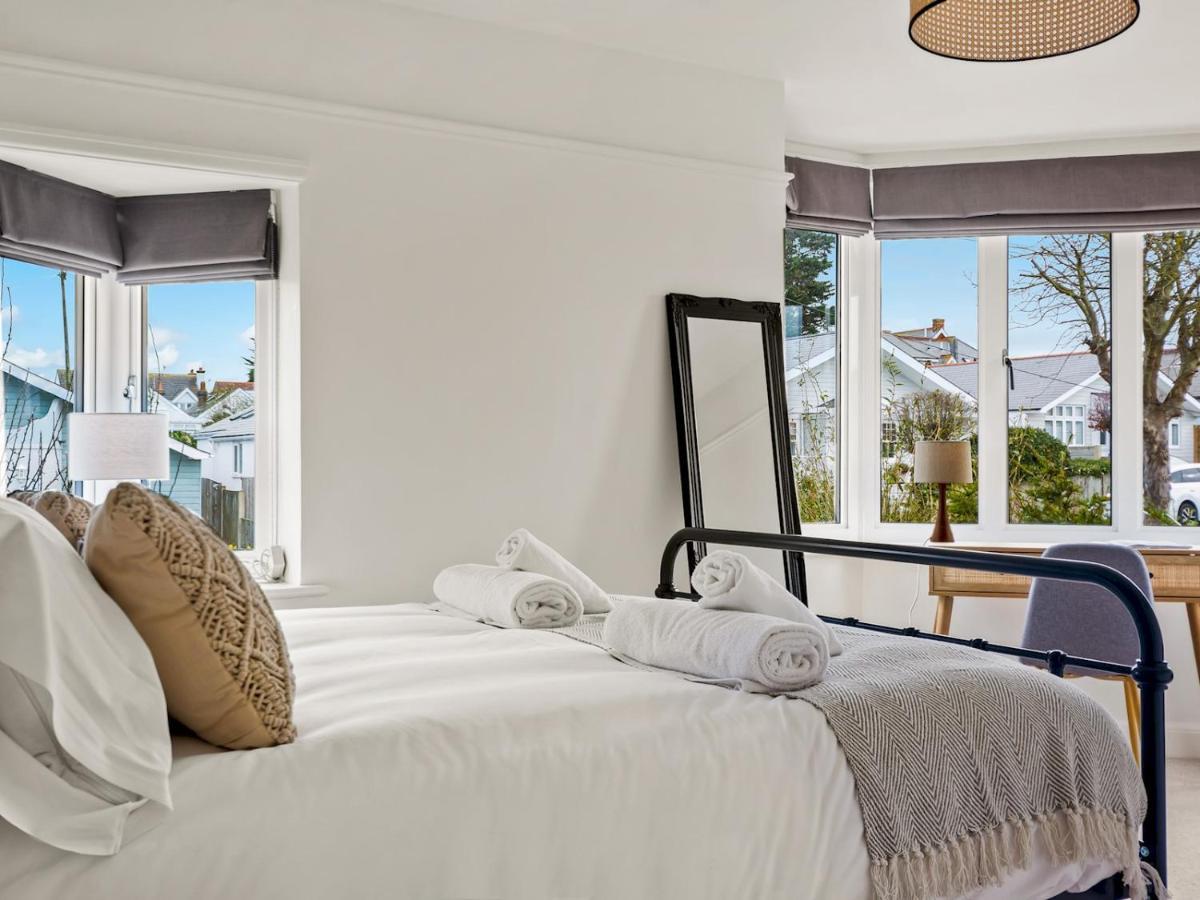 Pass The Keys Appletree Cottage - A Chic Seaside Home And Garden 위트스터블 외부 사진